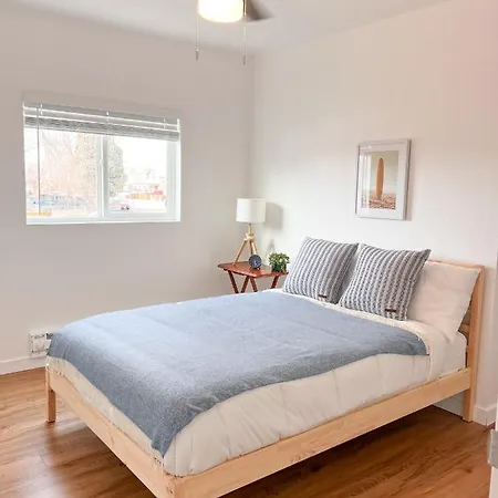 Beautiful Work Stay Retreat In Pueblo Near Downtown Exterior photo