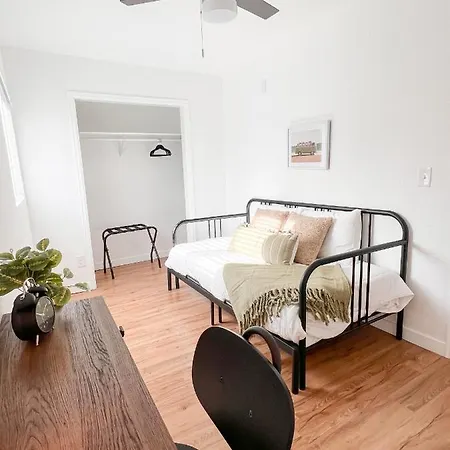 Beautiful Work Stay Retreat In Pueblo Near Downtown Exterior photo