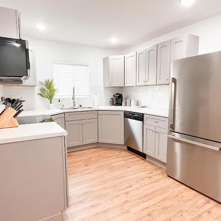 Beautiful Work Stay Retreat In Pueblo Near Downtown Exterior photo