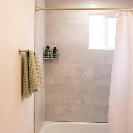 Beautiful Work Stay Retreat In Pueblo Near Downtown Exterior photo