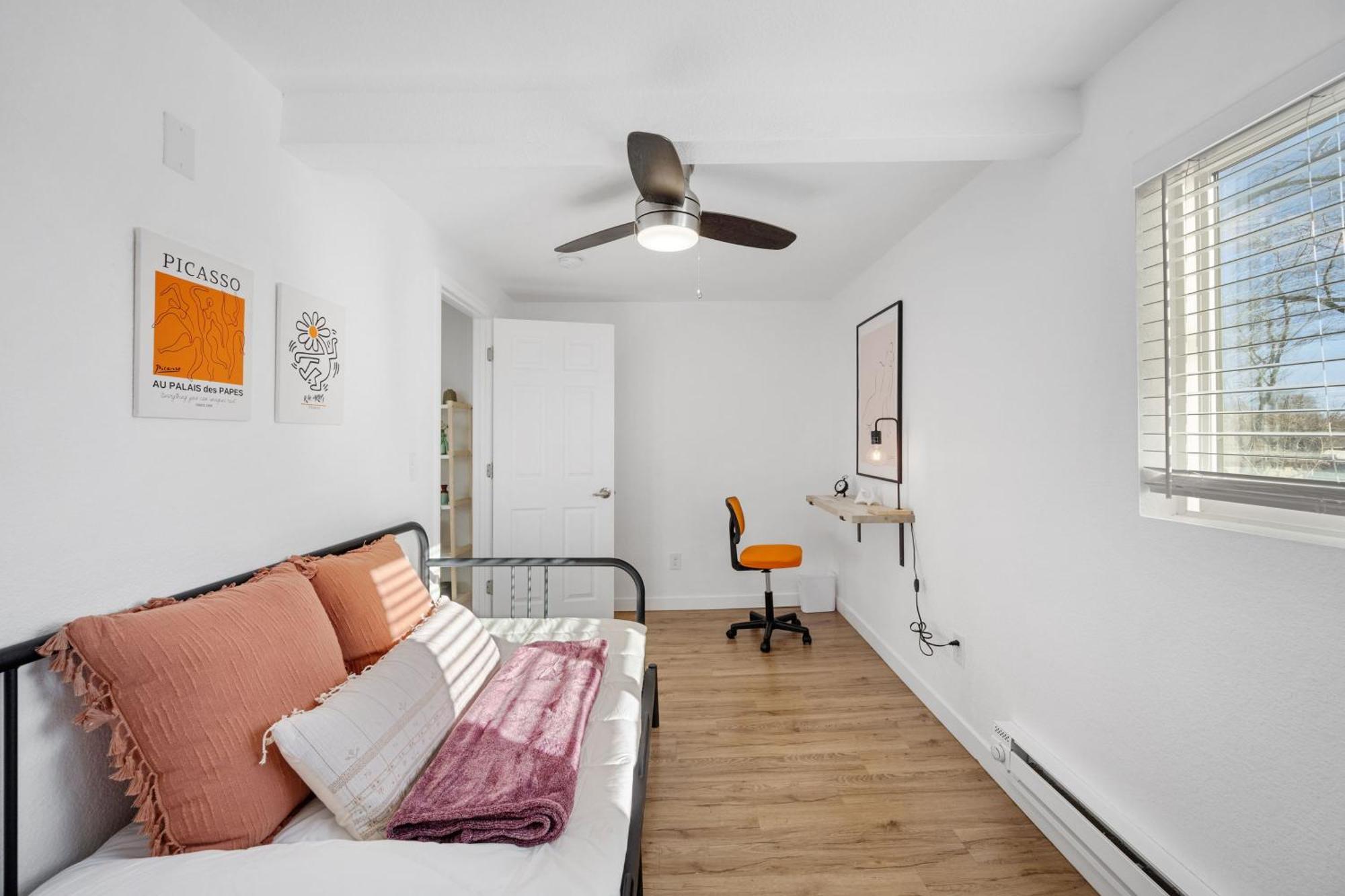 Beautiful Work Retreat In Near Downtown *